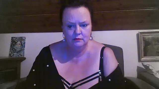 TiffanyMature webcam