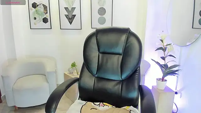 alana_martiins webcam