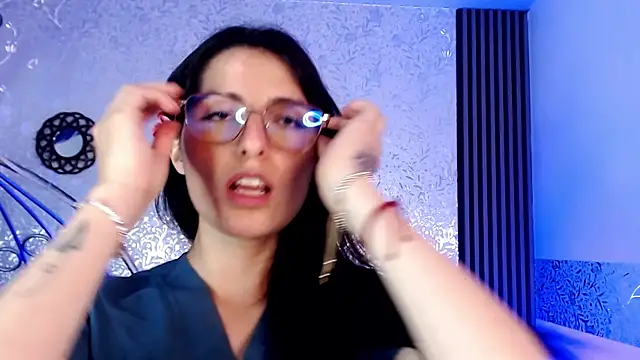 MiaVelasquez01 webcam