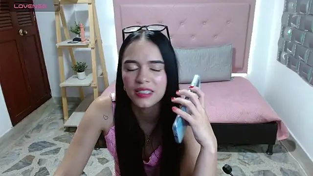 Tiffany_fox019 webcam