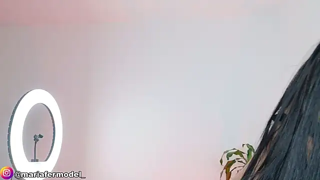 Mariafer05 webcam