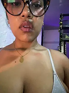 Kittybrown18 webcam