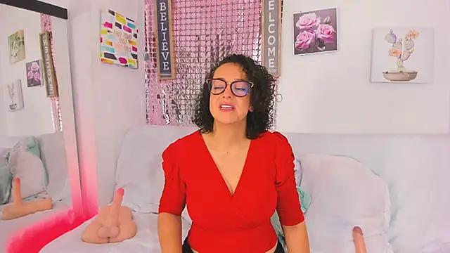 AnaDalila_Latina webcam