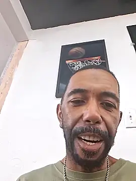 Willybigcock1981 webcam