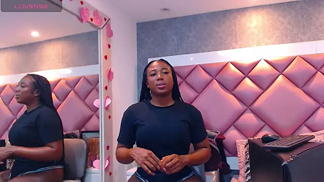 Thegreatonelady live sex cam