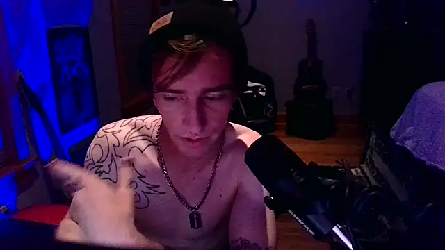 LEVIATHANX666 webcam