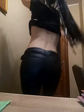 Webcam Model (Francenia_lolis) is live