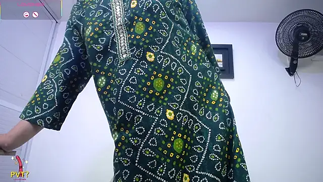 shantala_krisha webcam