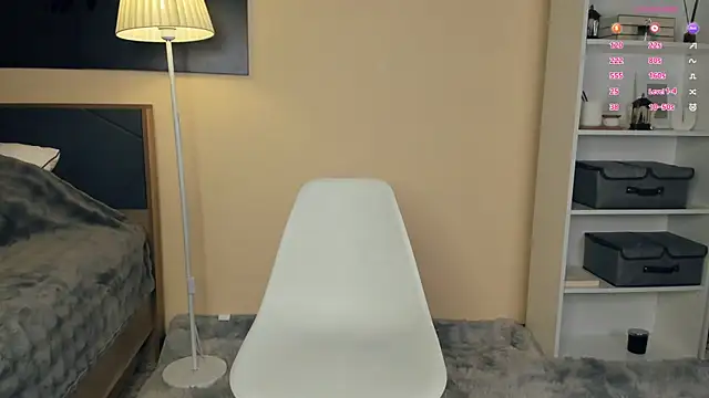 DianeHonnette webcam