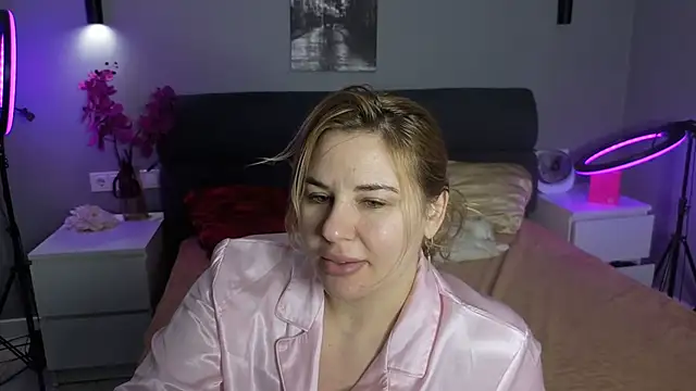 Passion-Blondy webcam