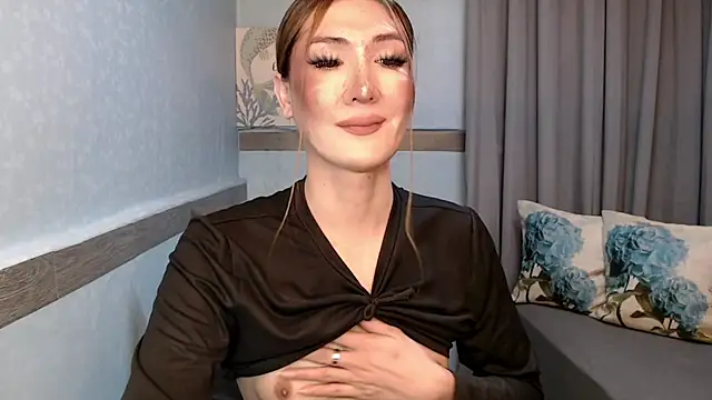 xMeganFucks69 webcam