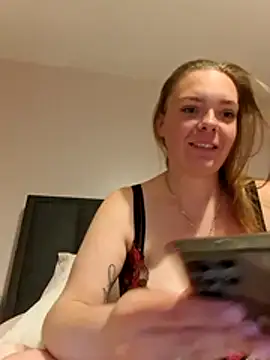 TheUntamedWifex webcam