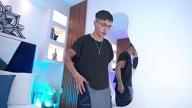 Dominik_Blake webcam