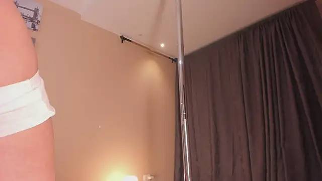 Blue_Sixx - Live Cam