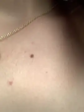 Webcam Model (PrettyAmber) is live