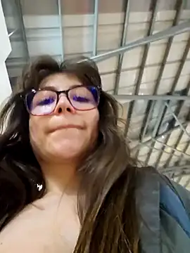 mmm-Virginia Live Webcam on Stripchat