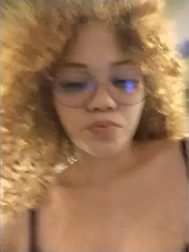 PrettySquirt-PibeV webcam