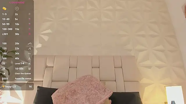 cloe_spencer_ webcam