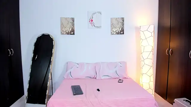 SarahCinnamon- webcam