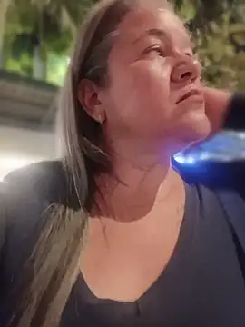 CheekySnowQueen_69 webcam