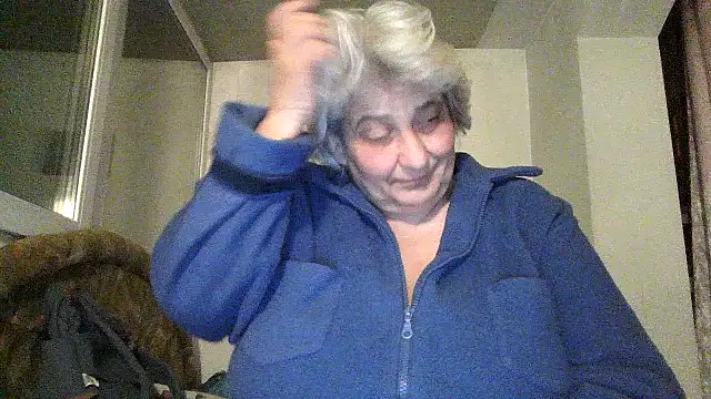 ExquisiteMature webcam