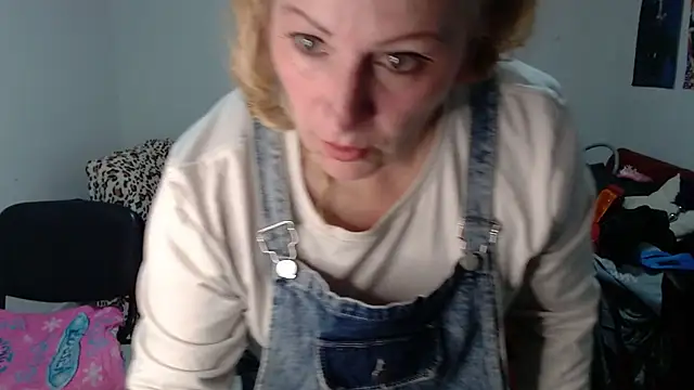 emperabigbootybigass webcam