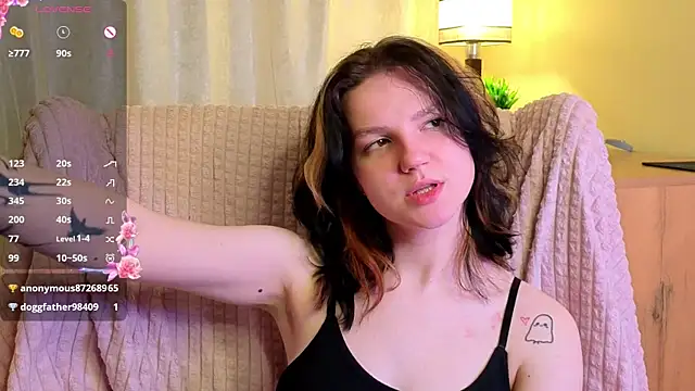 LatinaHuguenin webcam