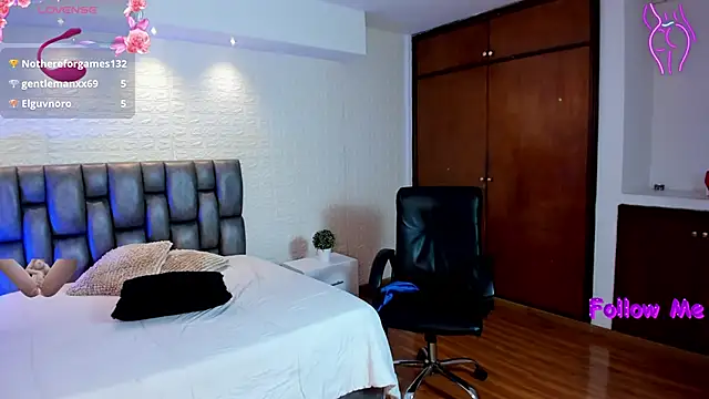 victoria_mooree webcam