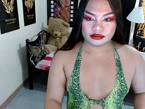 tsbrianahugecock - TSbrianaHugeCock's free webcam - UK Sex Cams