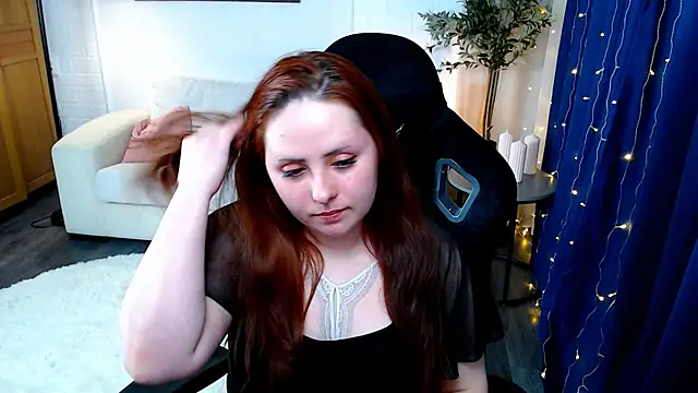 Hennessy_bunny webcam