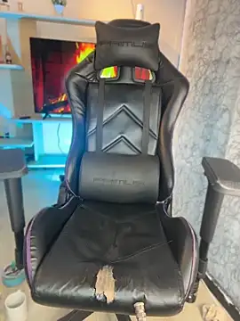 saracaball_ Live Webcam on Stripchat