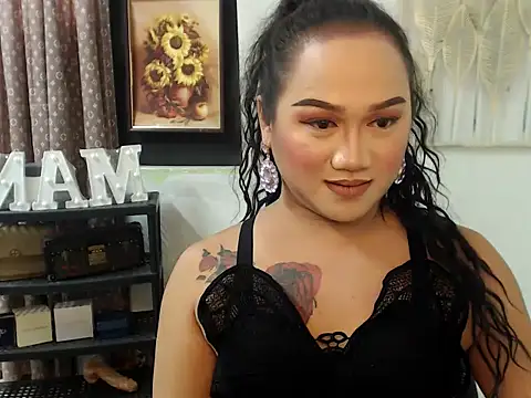 Wild_yummynam webcam