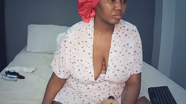 xxboobiegal (Ask my age) - ride this pussy daddy so hard