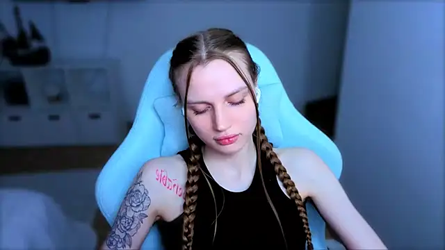 StellaLawless webcam