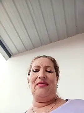 Sexy-Woman-Mature webcam