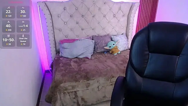 Elizabeth_Evans1 webcam