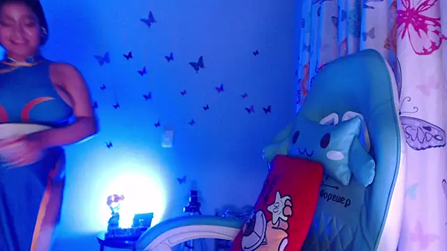 NicolleTaylor webcam