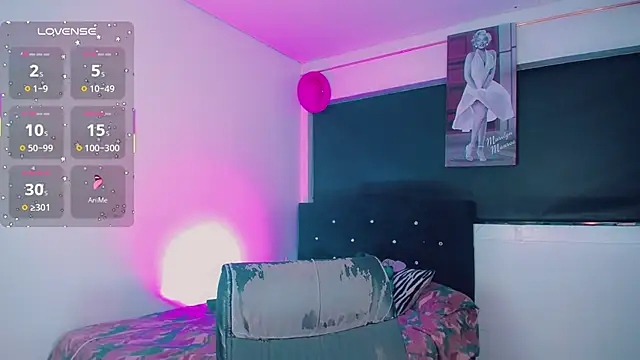 Kendall_hornyy webcam