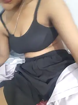 Your_Ayesha56 webcam