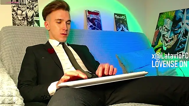 midnighter_ - Midnighter_'s free webcam - UK Sex Cams