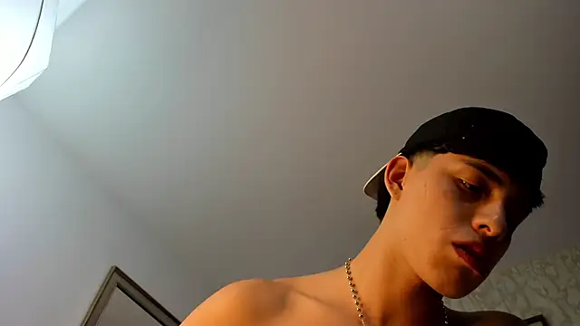 Lander_Cruz's live cam