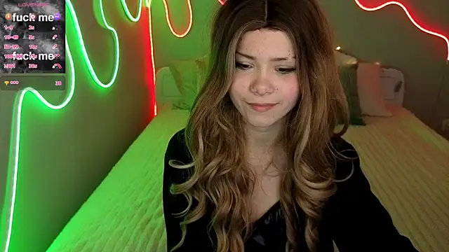 llittle-peachh webcam