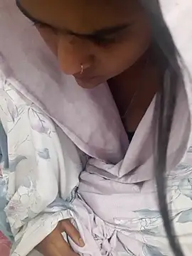 Your_Ayesha56 webcam