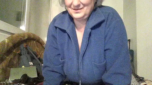 ExquisiteMature webcam