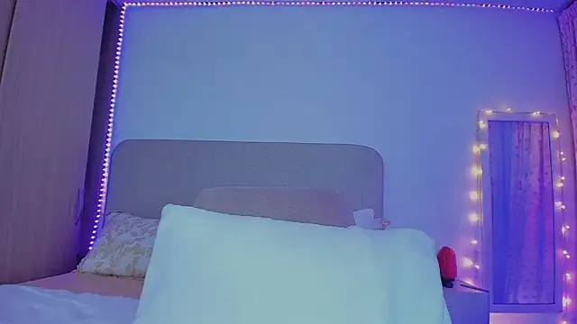 TheGloriousSophie webcam