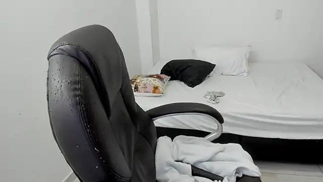 alejandra_milf_ webcam