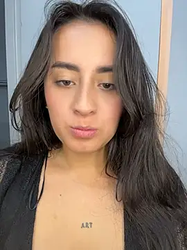 Antonella_Julieta webcam