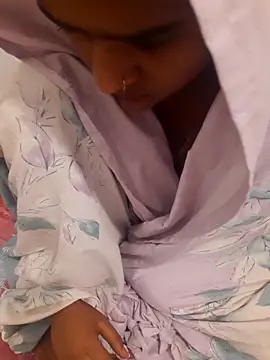 Your_Ayesha56 webcam