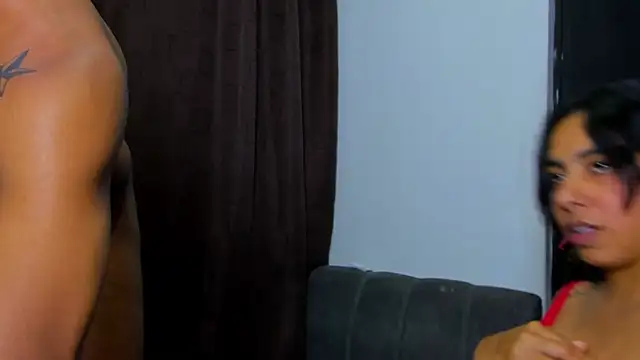 violet_and_myers webcam