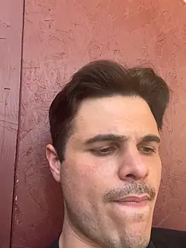 Millennialcum webcam